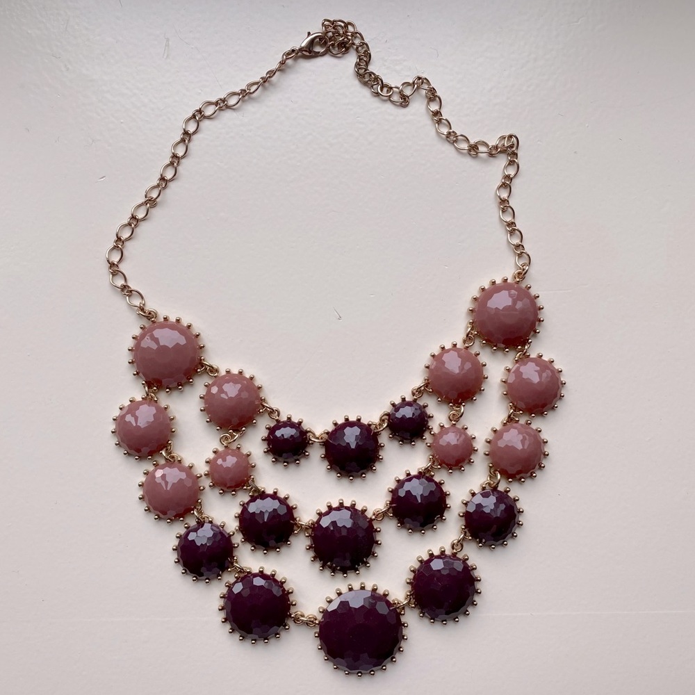 Francesca’s burgundy & light pink beaded necklace